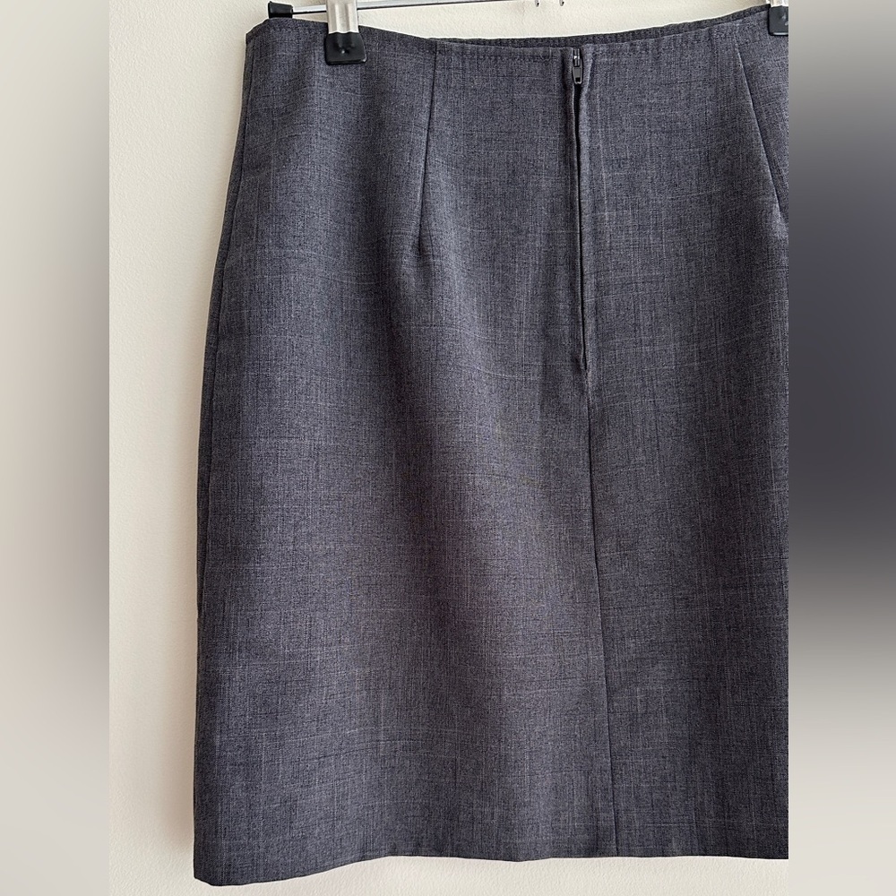 Classic Gray Pencil Skirt, Vintage 90s Juniors Casual Grey Skirt, Size 5/6 - Picture 14 of 14